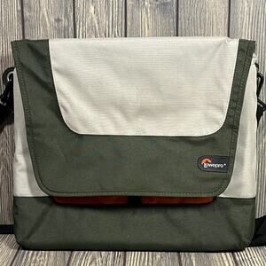 Lowepro Messenger‎ Laptop Tablet Factor Bag Slim Padded Strap 14x11 Green Orange